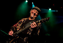 Photo (c) Jeff Lescenne