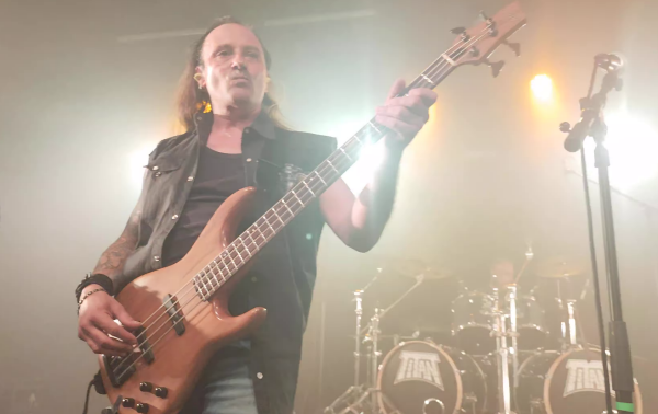Solo de basse de Franck Larigaudie